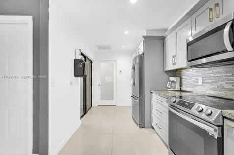 8446 SW 114th Place Miami FL 33173