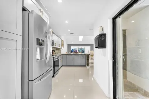 8446 SW 114th Place Miami FL 33173