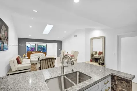 8446 SW 114th Place Miami FL 33173