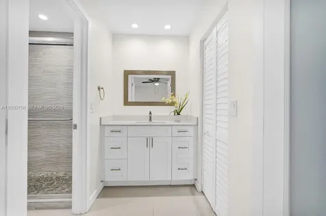 8446 SW 114th Place Miami FL 33173