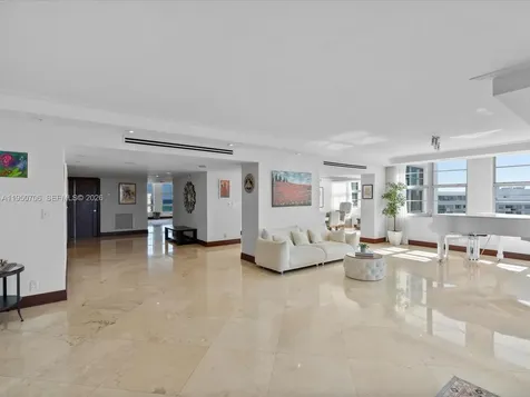 5660 Collins Avenue Miami Beach FL 33140