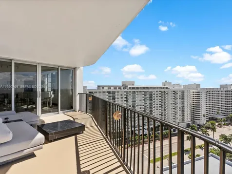 5660 Collins Avenue Miami Beach FL 33140