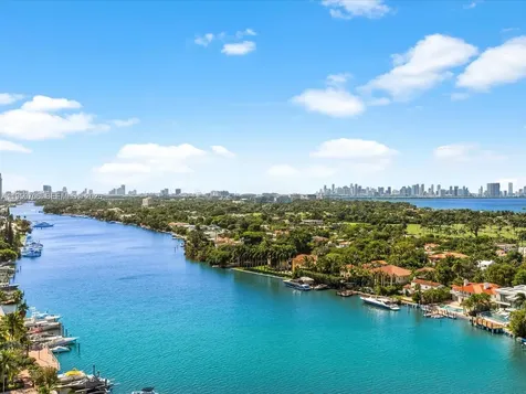 5660 Collins Avenue Miami Beach FL 33140
