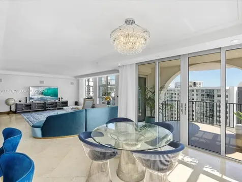 5660 Collins Avenue Miami Beach FL 33140