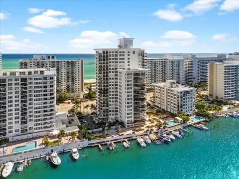 5660 Collins Avenue Miami Beach FL 33140