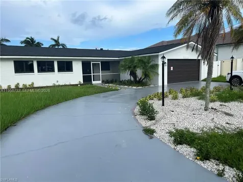 4943 Pelican Boulevard Cape Coral FL 33914