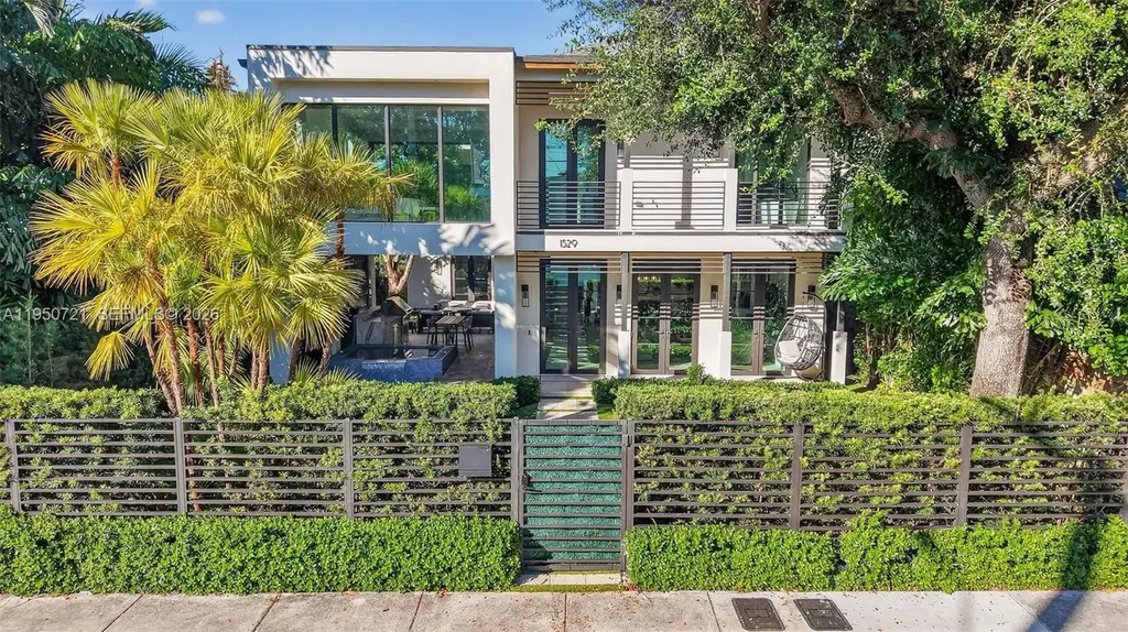 1529 SE 2nd Court Fort Lauderdale FL 33301