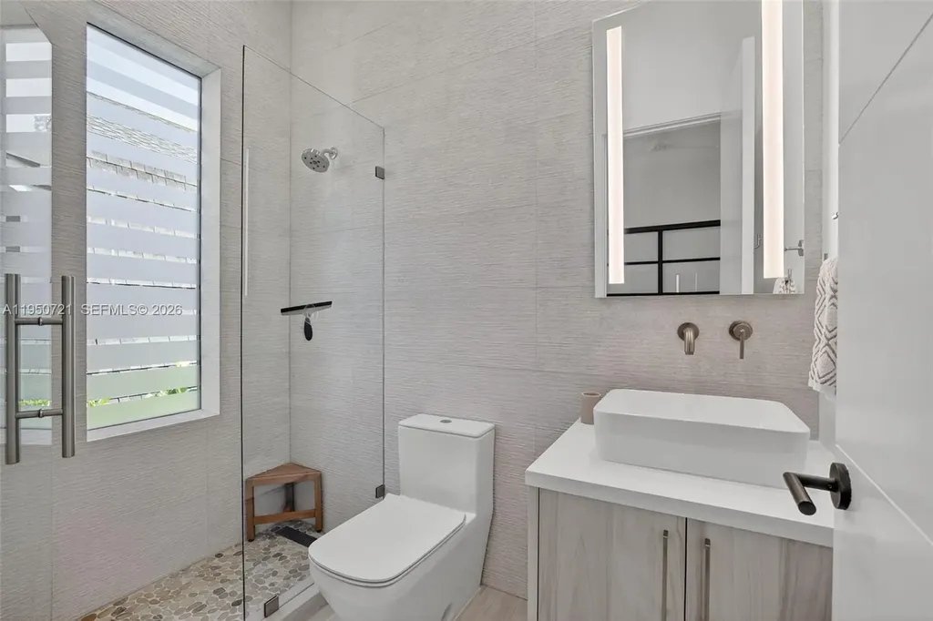 1529 SE 2nd Court Fort Lauderdale FL 33301