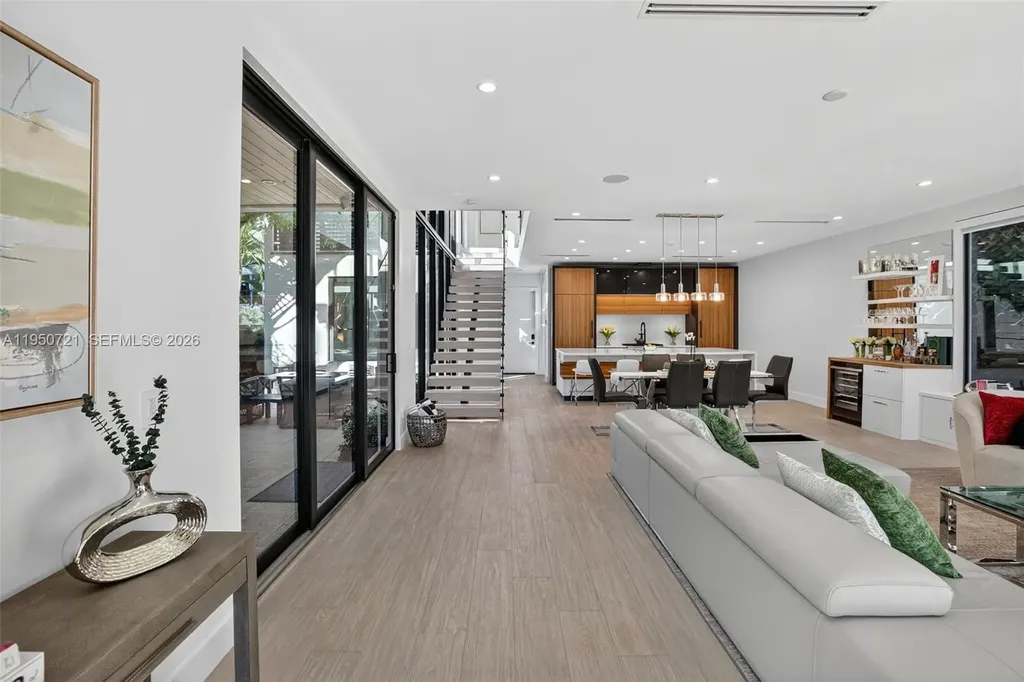 1529 SE 2nd Court Fort Lauderdale FL 33301