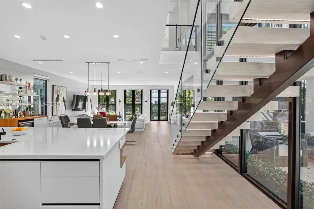 1529 SE 2nd Court Fort Lauderdale FL 33301