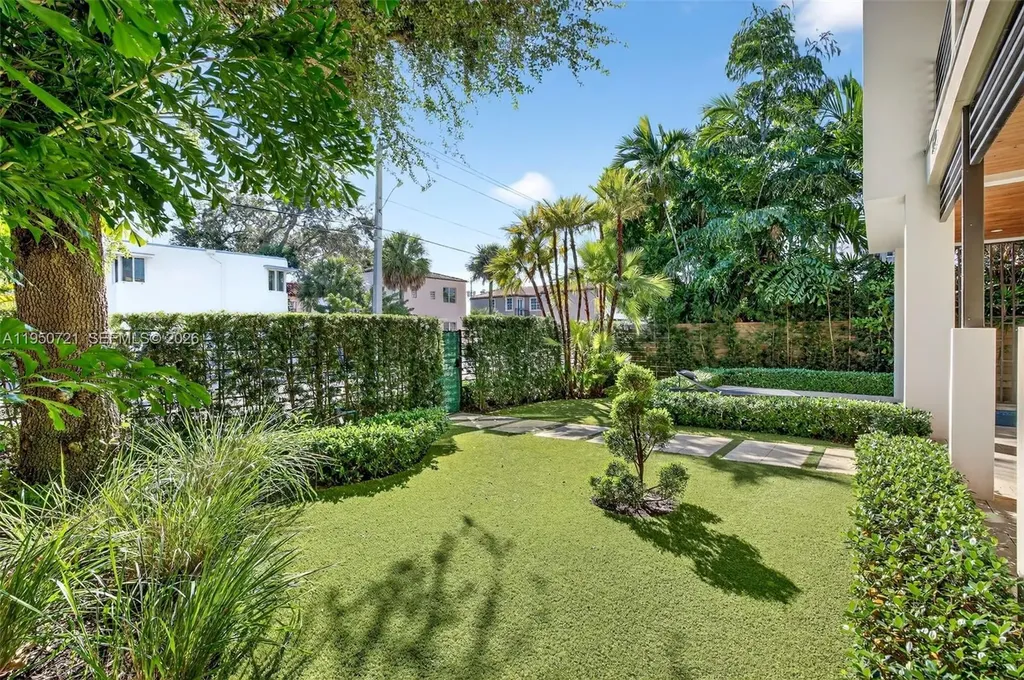 1529 SE 2nd Court Fort Lauderdale FL 33301