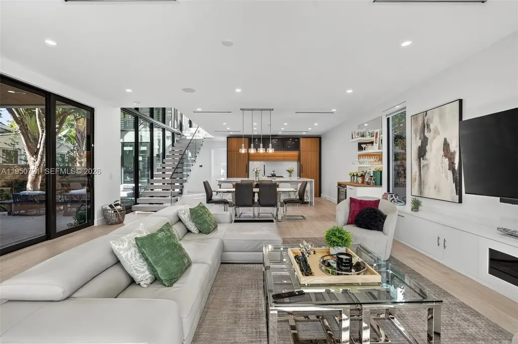 1529 SE 2nd Court Fort Lauderdale FL 33301