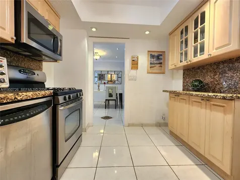 2030 S Ocean Dr Penthouse Hallandale Beach FL 33009