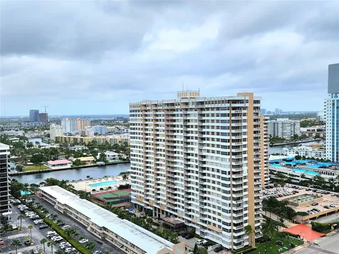 2030 S Ocean Dr Penthouse Hallandale Beach FL 33009