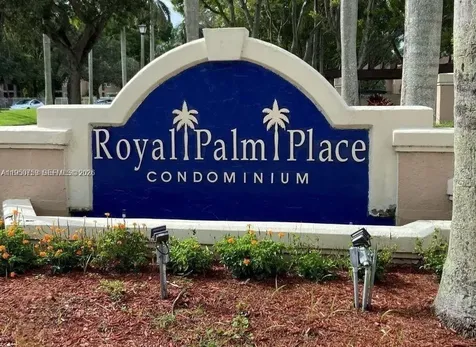 Miami FL 33196
