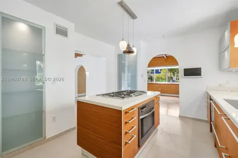 1643 Nethia Drive Miami FL 33133