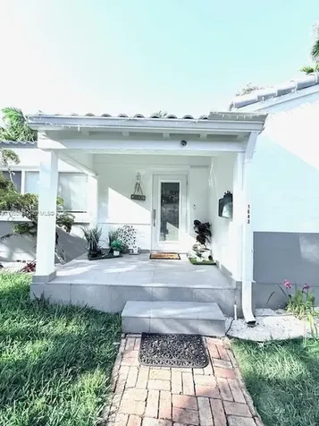 1643 Nethia Drive Miami FL 33133