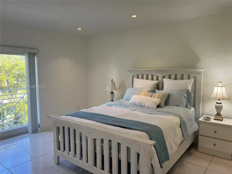 255 Sunrise Drive Key Biscayne FL 33149