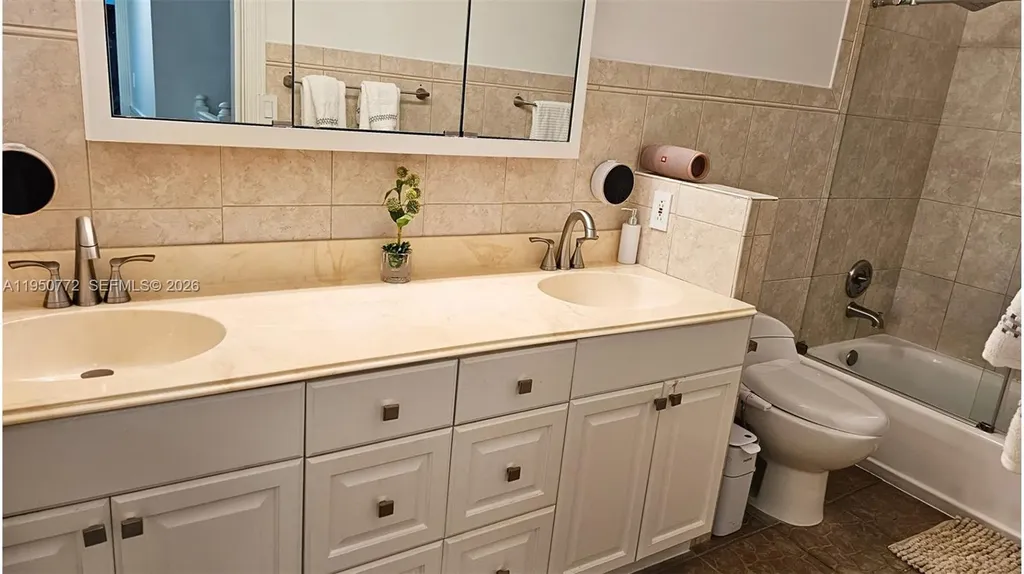 4226 NW 114th Terrace Coral Springs FL 33065