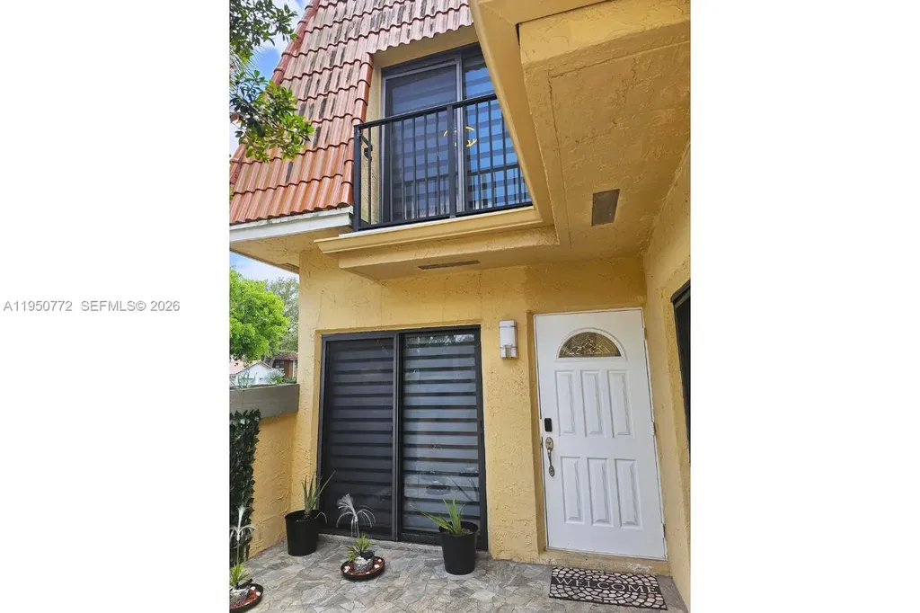 4226 NW 114th Terrace Coral Springs FL 33065