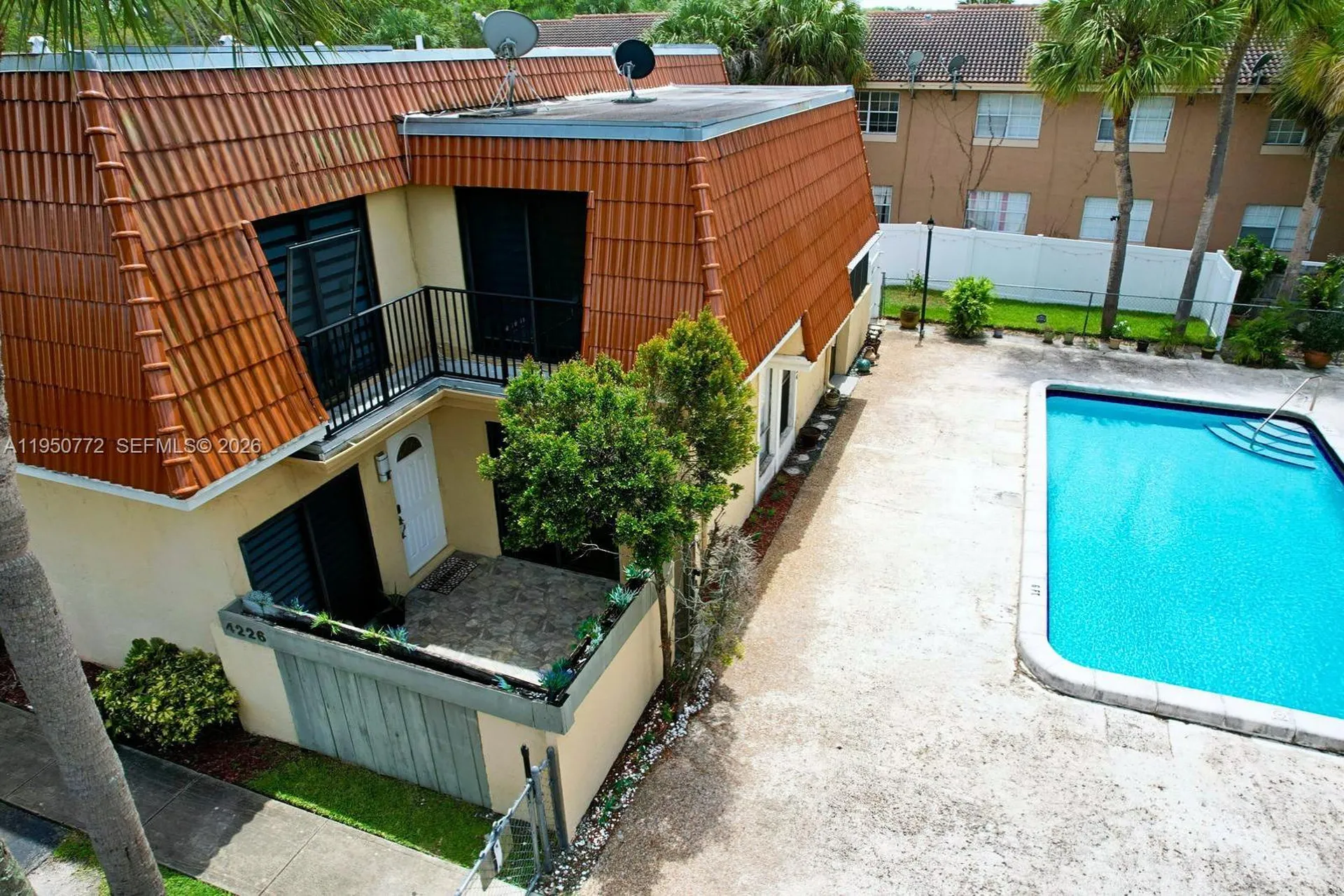 4226 NW 114th Terrace Coral Springs FL 33065