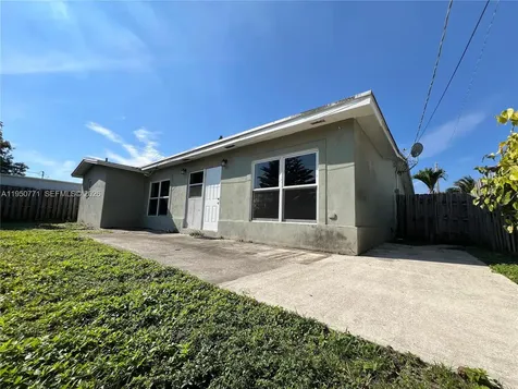 2500 NW 89th Avenue Sunrise FL 33322