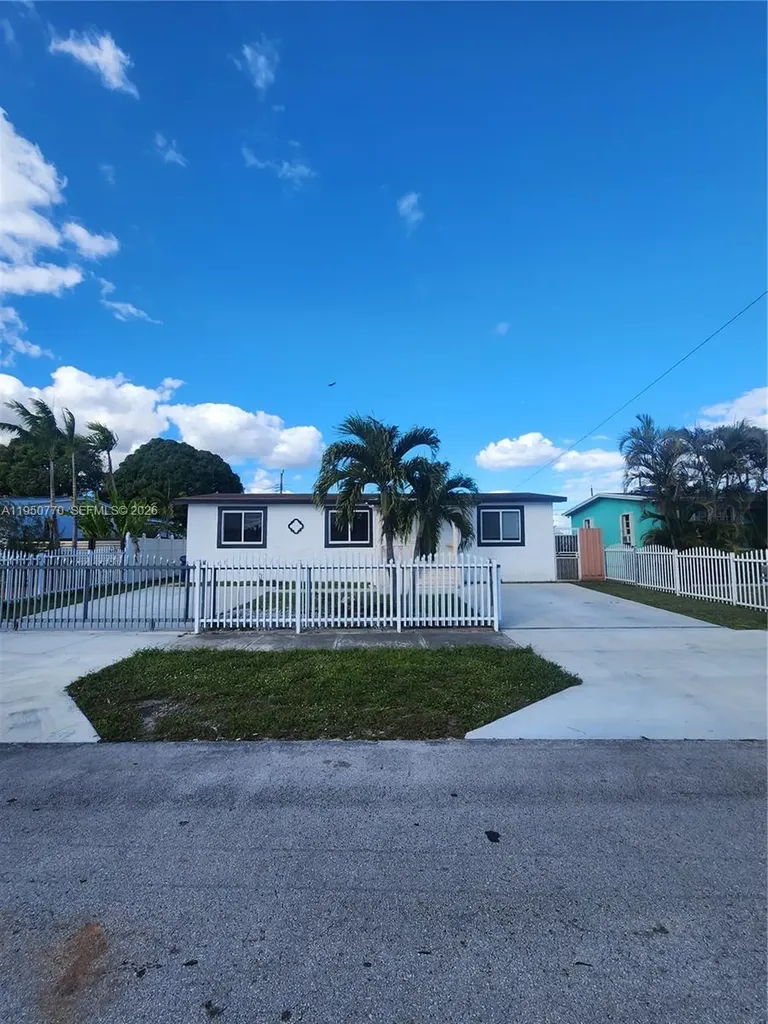 4221 NW 169th Terrace Miami Gardens FL 33055