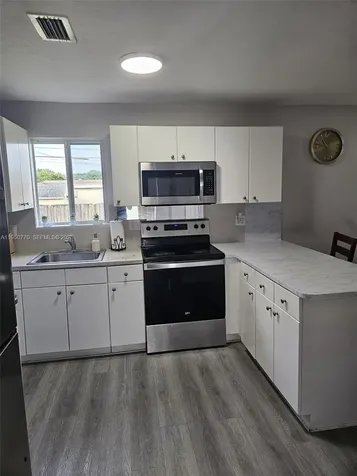 4221 NW 169th Terrace Miami Gardens FL 33055