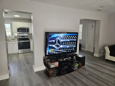 4221 NW 169th Terrace Miami Gardens FL 33055