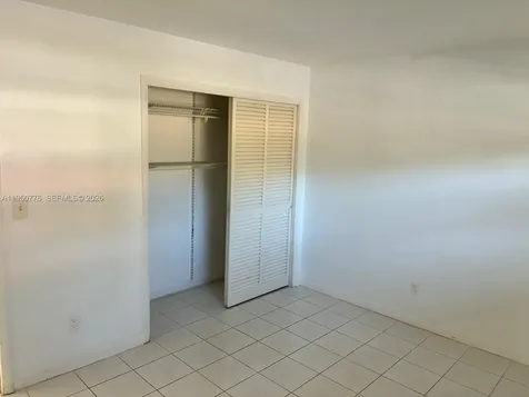 1450 NE 191st Street Miami FL 33179