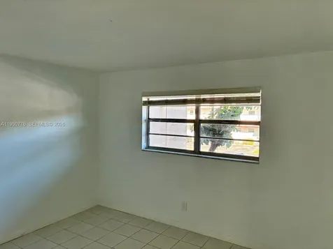 1450 NE 191st Street Miami FL 33179