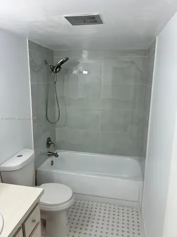1450 NE 191st Street Miami FL 33179