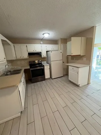 6311 SW 8th Street North Lauderdale FL 33068