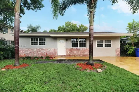 6120 SW 19th Street North Lauderdale FL 33068