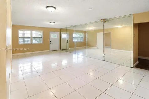 6120 SW 19th Street North Lauderdale FL 33068