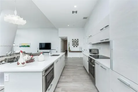55 SW 9th Street Miami FL 33130