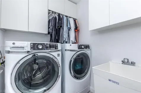 55 SW 9th Street Miami FL 33130