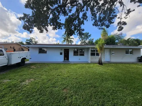 9438 SW 51st Street Cooper City FL 33328