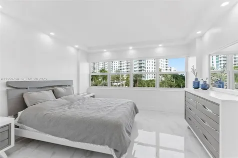 3250 NE 28th Street Fort Lauderdale FL 33308