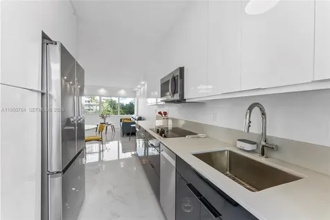 3250 NE 28th Street Fort Lauderdale FL 33308