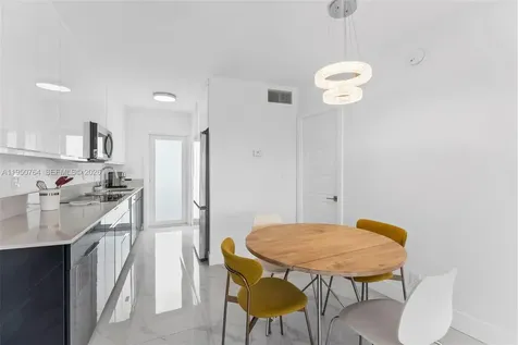 3250 NE 28th Street Fort Lauderdale FL 33308