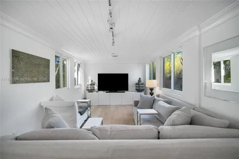 463 W 62nd Street Miami Beach FL 33140