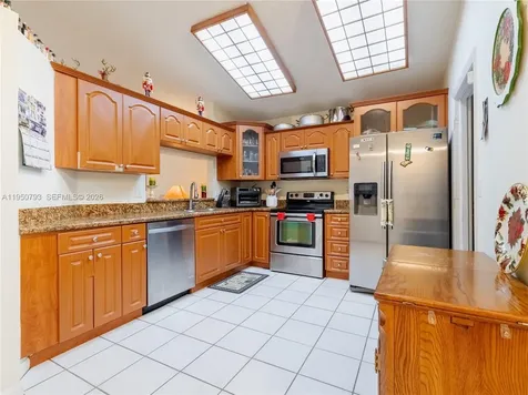 206 SW 159th Way Sunrise FL 33326