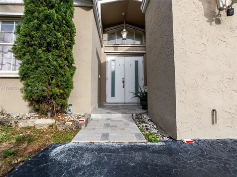 206 SW 159th Way Sunrise FL 33326