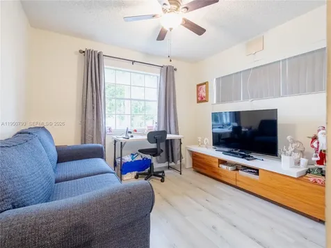 206 SW 159th Way Sunrise FL 33326