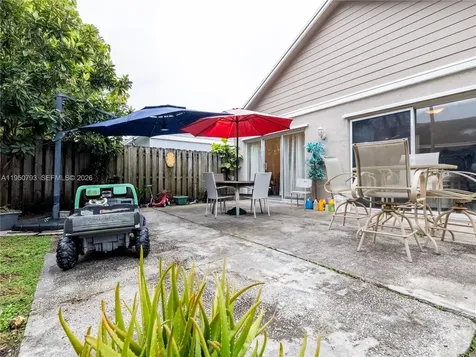 206 SW 159th Way Sunrise FL 33326