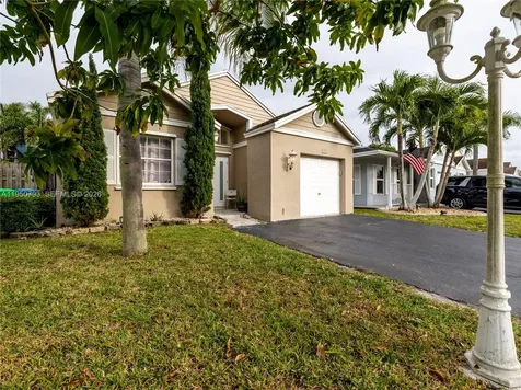 206 SW 159th Way Sunrise FL 33326