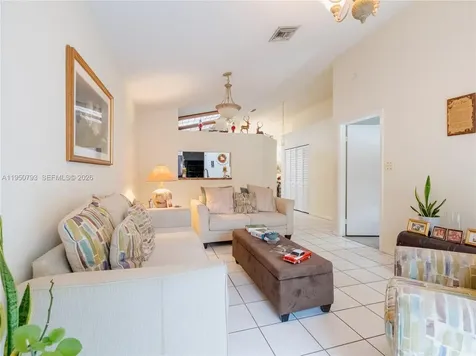 206 SW 159th Way Sunrise FL 33326