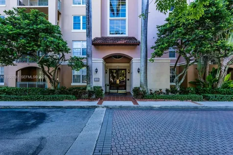 19801 E Country Club Drive Aventura FL 33180