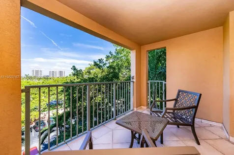 19801 E Country Club Drive Aventura FL 33180
